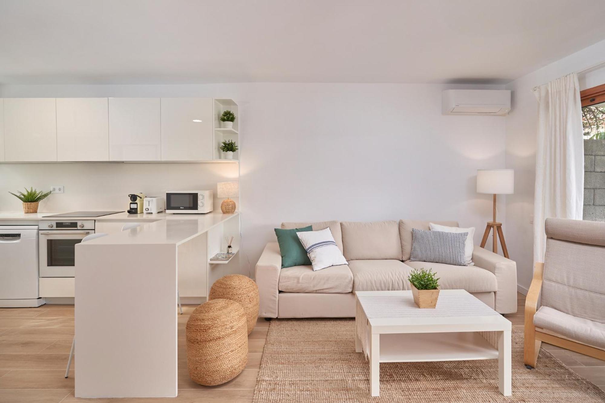 Timon Suites San Agustin Εξωτερικό φωτογραφία